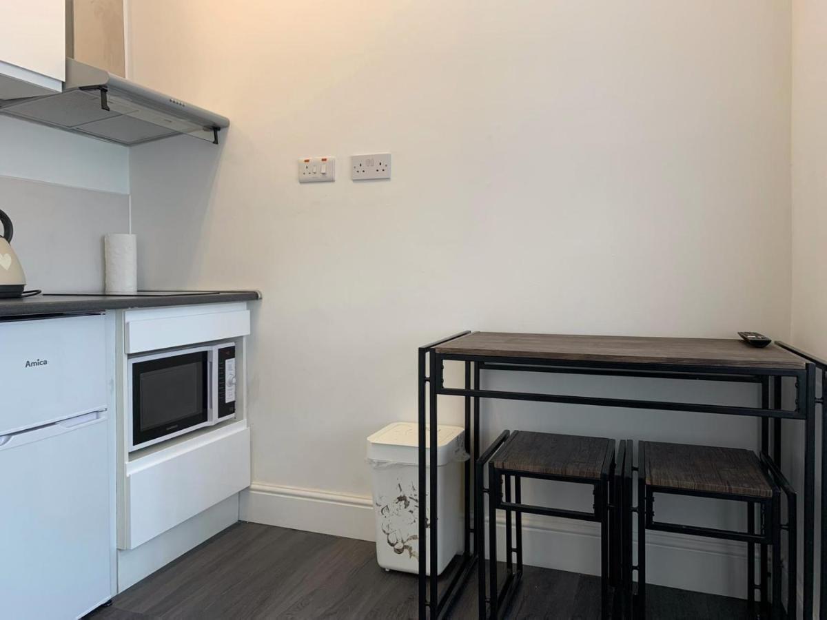 Luxury Suites Near Wembley Stadium, Wembley Arena, London Designer Outlet Bagian luar foto